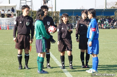 女子1級初のママさんレフェリー誕生