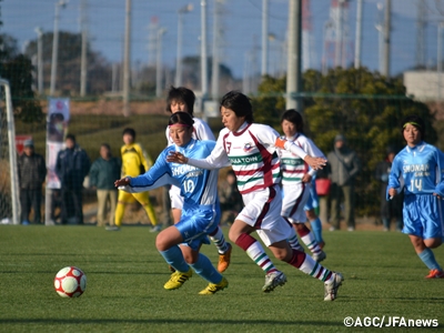 第22回全日本高等学校女子サッカー選手権大会 1回戦16試合で熱戦を繰り広げる