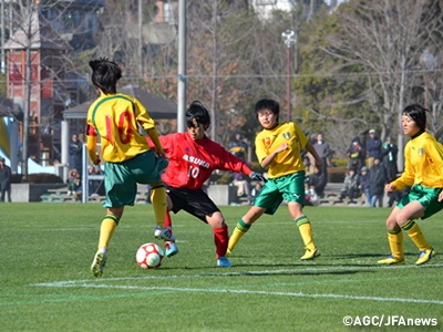 第22回全日本高等学校女子サッカー選手権大会 1回戦16試合で熱戦を繰り広げる