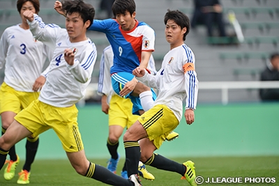 U-19日本代表とトレーニングマッチを行う