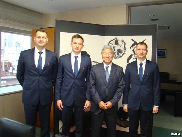 Exchange program take place with Poland Football Association