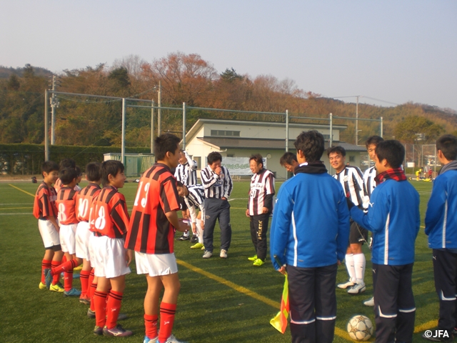 JFAフットボールデー　愛媛県今治市の桜井海浜ふれあい広場サッカー場に、約660人が参加！