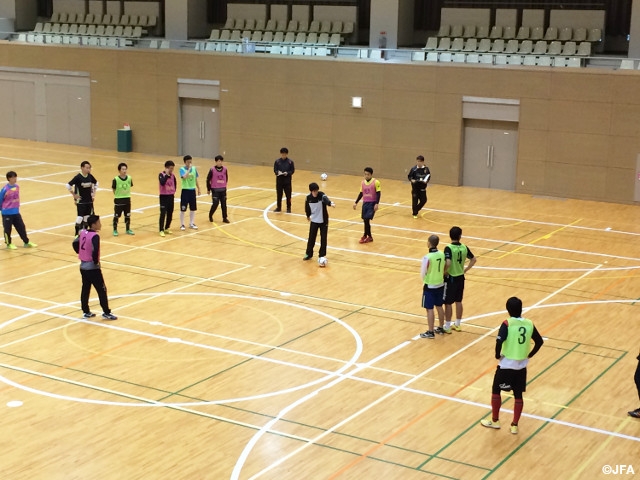 Initiatives for enhancing the training system of futsal coach