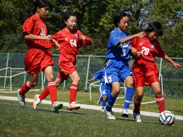 JFAレディース／ガールズサッカーフェスティバル 長野県塩尻市の塩尻市中央スポーツ公園　サッカー場に、148人が参加！