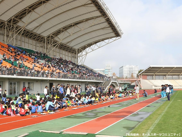 JFAキッズ（U-6）サッカーフェスティバル 千葉県柏市の千葉県立柏の葉公園総合競技場に、2512人が参加！