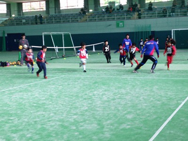 JFAキッズ（U-8/10）サッカーフェスティバル 山形県天童市の山形県総合運動公園　屋内多目的コートに、327人が参加！