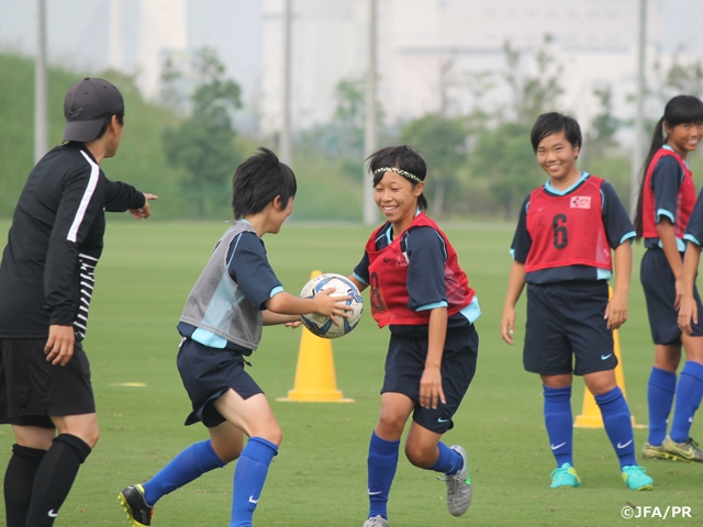 Japan U-15 women's selection squad finish third day of training camp