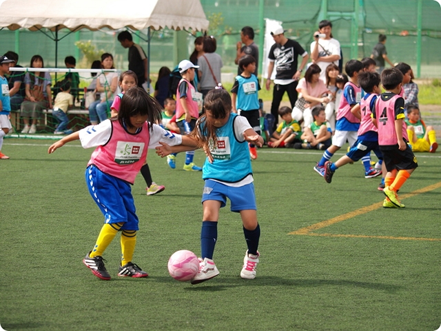 JFAキッズ（U-6/8/10）サッカーフェスティバル 宮城県仙台市の仙台市泉総合運動場　泉グラウンドに、881人が参加！