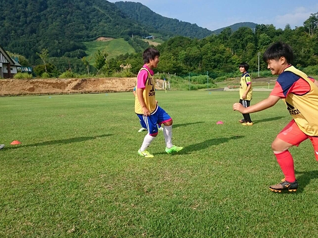 JFAレディース／ガールズサッカーフェスティバル 長野県大町市の大町運動公園サッカー場に、200人が参加！