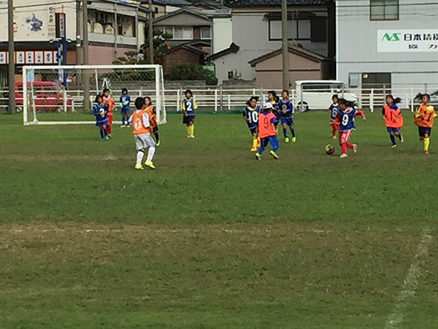 JFAレディース／ガールズサッカーフェスティバル 新潟県長岡市の長岡市寺泊陸上競技場に、290人が参加！