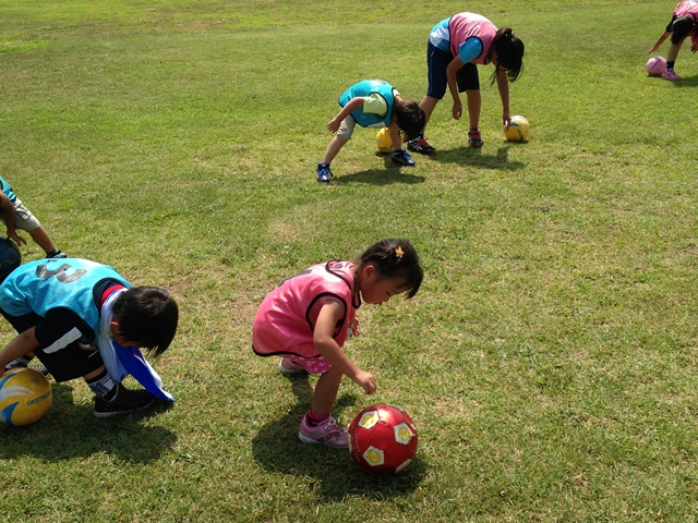 JFAキッズ（U-6）サッカーフェスティバル 秋田県能代市の能代市落合三面球場 に、120人が参加！