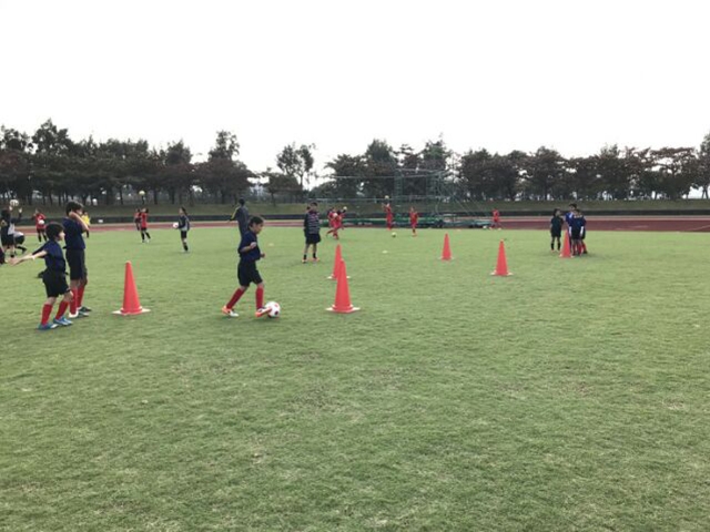 JFAガールズサッカーフェスティバル 沖縄県中頭郡の北谷町陸上競技場に、213人が参加！