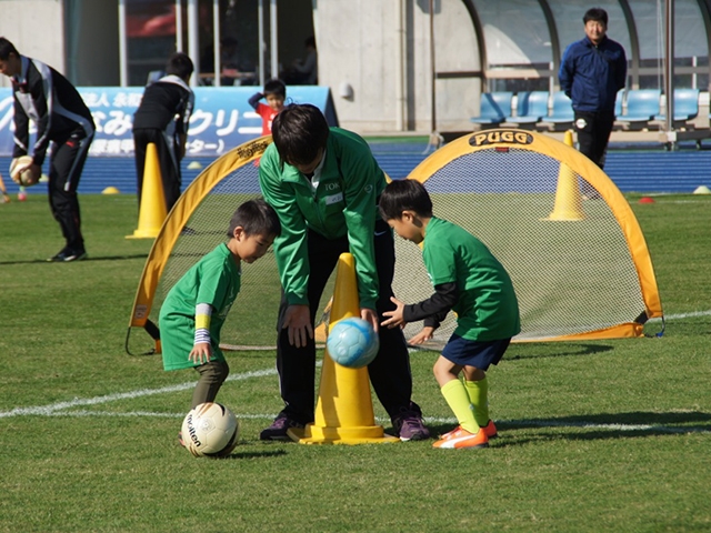 JFAキッズ（U-6）サッカーフェスティバル 茨城県水戸市のK'sデンキスタジアムに、475人が参加！