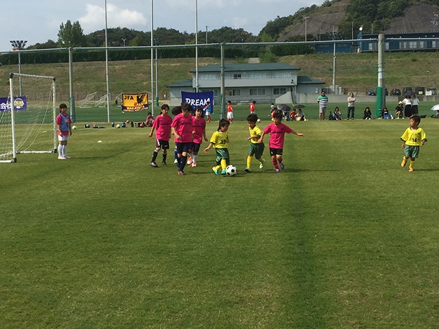 JFAキッズ（U-6/8）サッカーフェスティバル 和歌山県西牟婁郡の上富田スポーツセンターに、509人が参加！