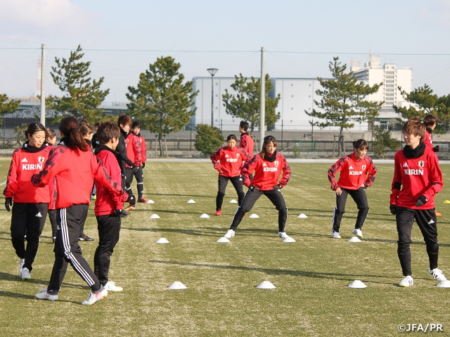 なでしこチャレンジ　なでしこジャパンへの挑戦2日目は体と頭をトレーニング