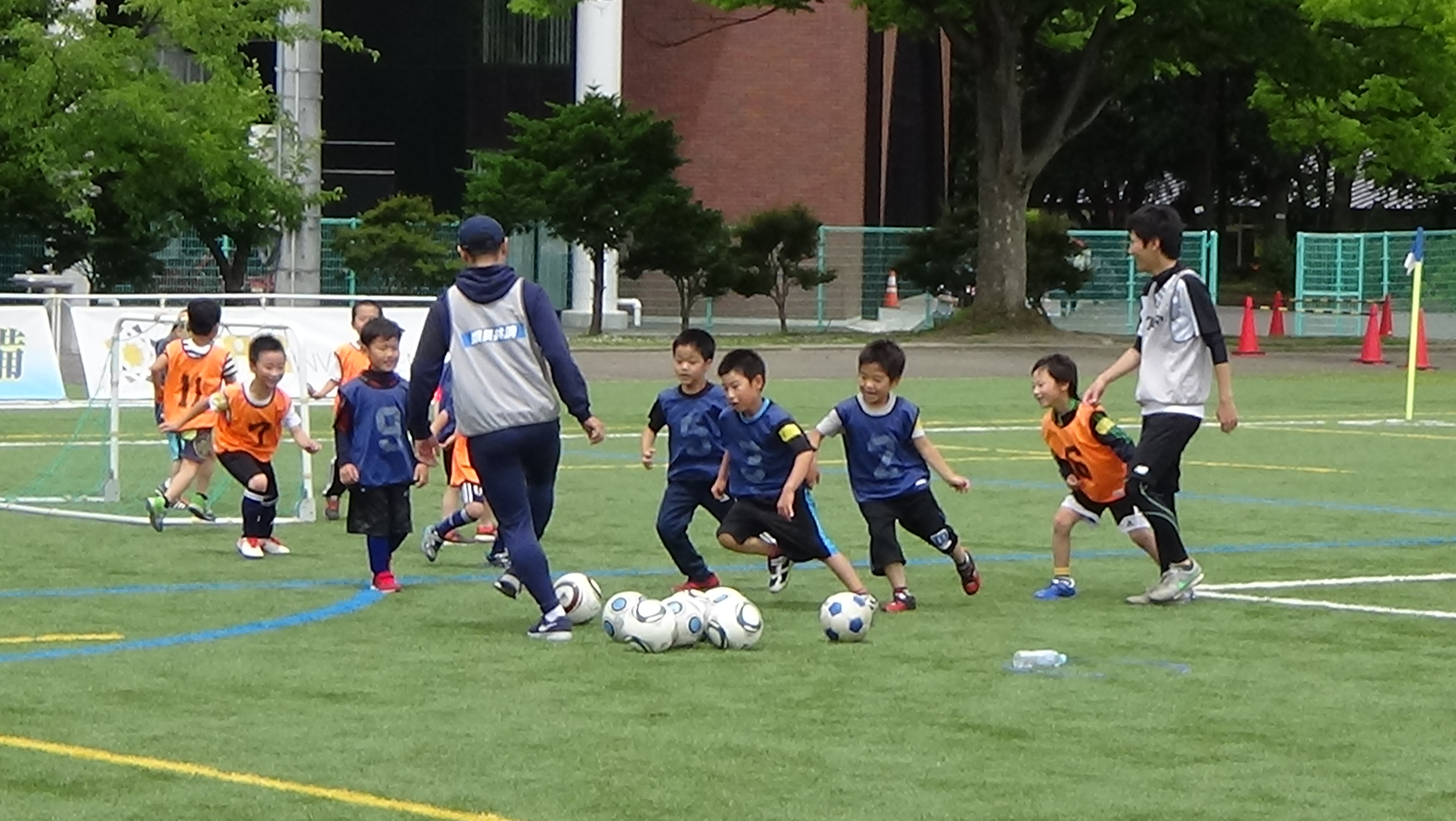 JFAキッズ（U-6/8/10）サッカーフェスティバル 青森県弘前市の弘前運動公園に94人が参加！