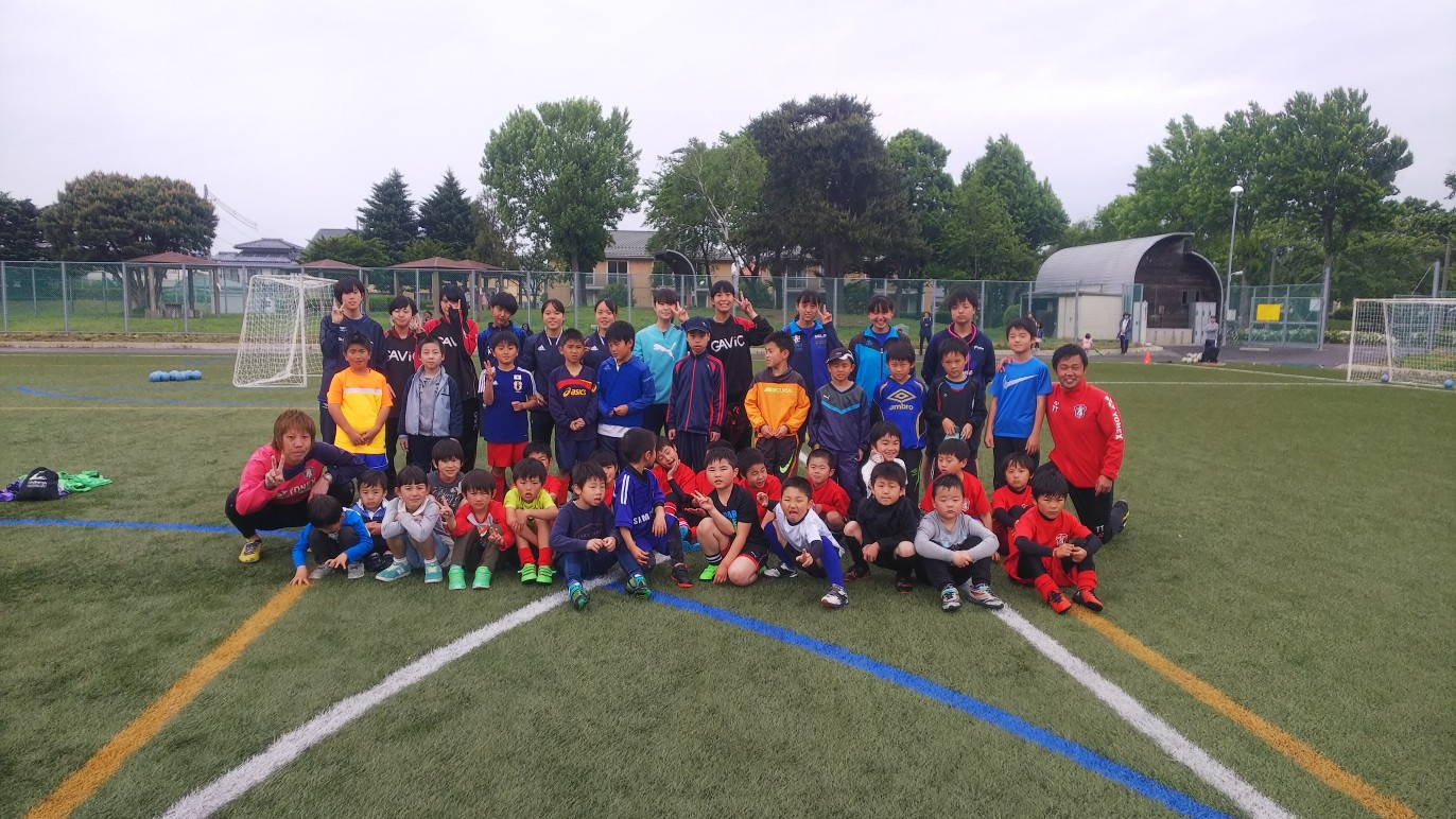 JFAキッズ（U-6/8）サッカーフェスティバル 塩尻市広丘高出の塩尻市中央スポーツ公園サッカー場に52人が参加！