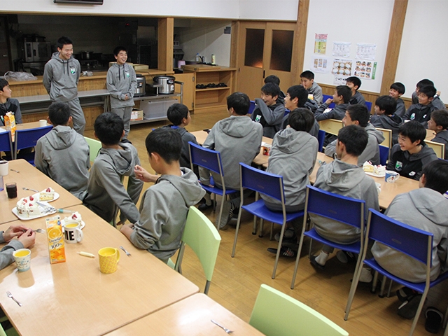 2月3月生まれ誕生日会