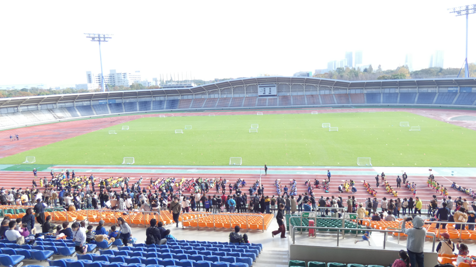 JFAキッズ（U-6）サッカーフェスティバル in 千葉県立柏の葉公園 総合競技場