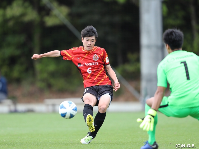 開幕から無敗の名古屋と広島の一戦はドローに終わる　高円宮杯 JFA U-18サッカープレミアリーグ2021第4節