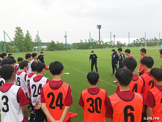 U-15日本代表候補　Jヴィレッジでトレーニングキャンプを実施