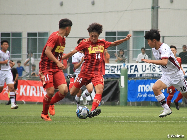 流経大柏が大量5得点で旭川実業を下す　高円宮杯 JFA U-18サッカープレミアリーグ 2023EAST第7節