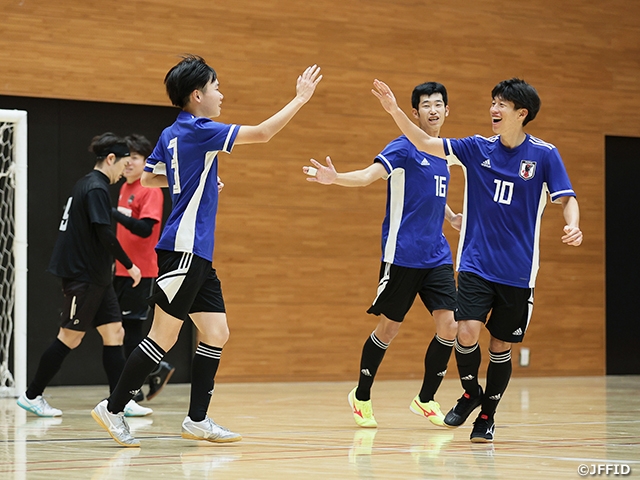 知的障がい者フットサル日本代表 知的障がい者フットサル世界選手権に出場